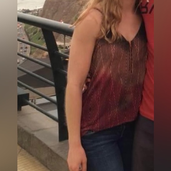 💕2 for $20 sale💕 Silence & noise tank top - Picture 6 of 6